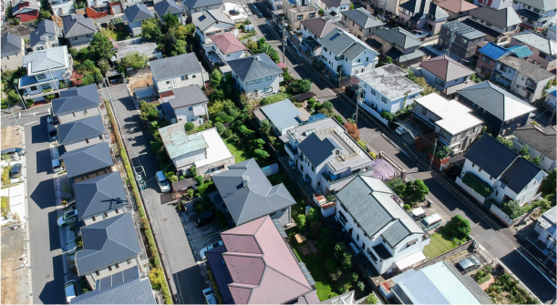 住宅マンションを空撮